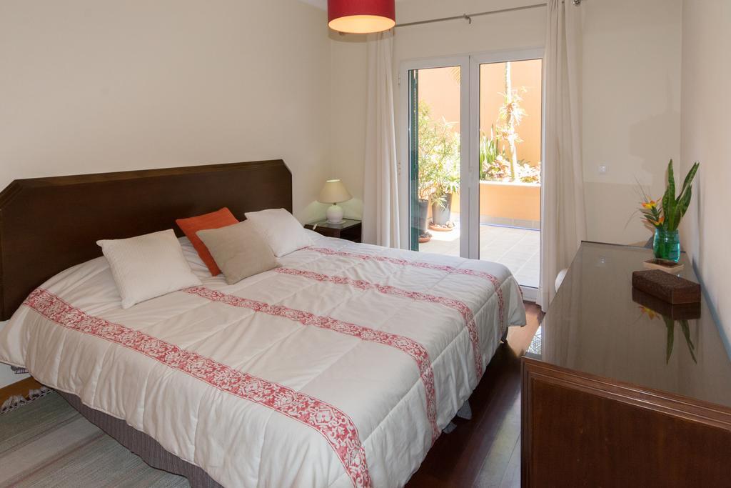 Quinta Da Torre Apartment กามารา ดิ โลบุช ภายนอก รูปภาพ